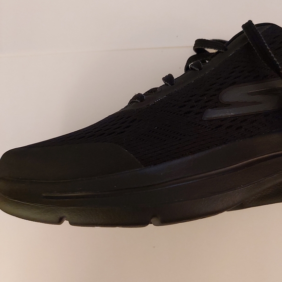 Skechers Men's Gowalk Arch Fit-Athletic Workout Walking Shoe - Picture 3 of 16